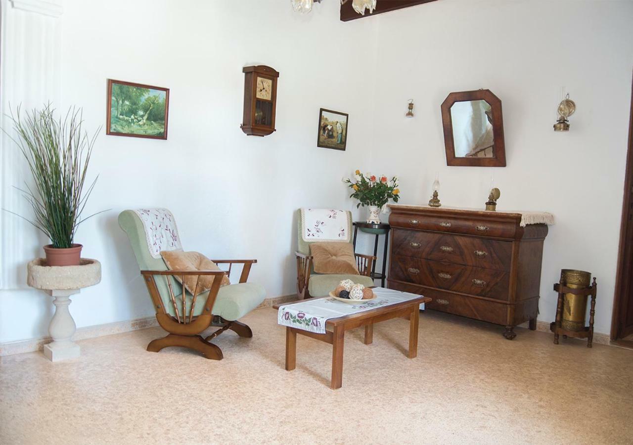 Finca Tipica Mallorquina Can Puca ซานตานยี ภายนอก รูปภาพ